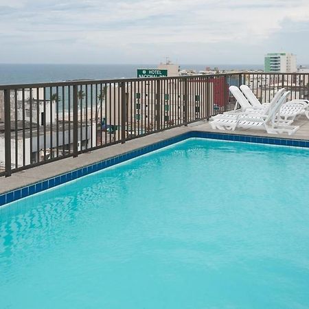 Hotel Golden Park Salvador By Nacional Inn Esterno foto